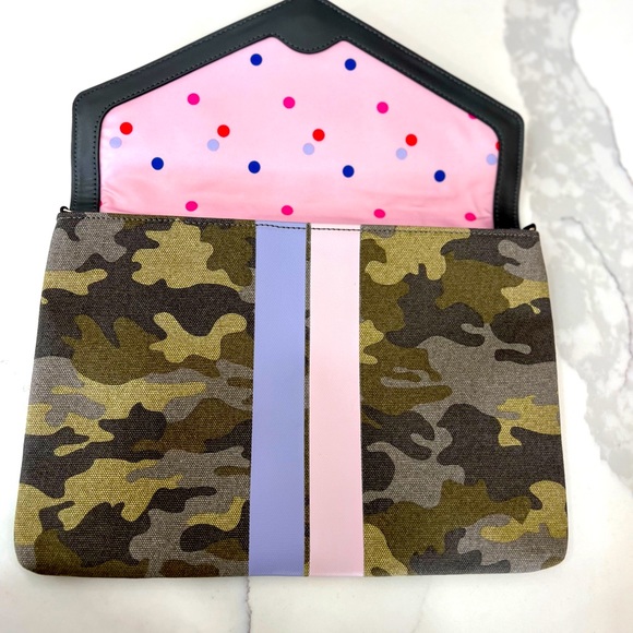 Stella & Dot Pink Striped Olive Army Green Camo Bellamy Envelope Clutch - Picture 2 of 3